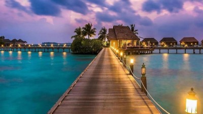 Night In Maldives